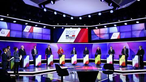 Det er 11 presidentkandidater i Frankrike, men bare fire gis en sjanse til å gå videre fra første runde. Bildet er fra en debatt på den franske tv-kanelen France 2.
