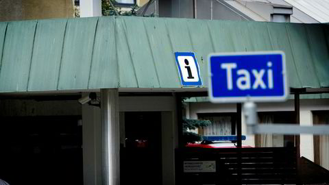 Ski Taxi og Follo Taxi må betale henholdsvis 100.000 kroner og 200.000 kroner.
