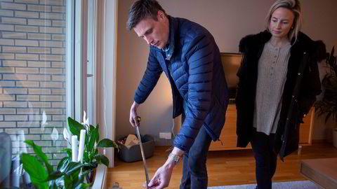 Målene må stemme. Tina Martinsen og Anders Bjaaland er på visning i en leilighet i Nydalen i Oslo.