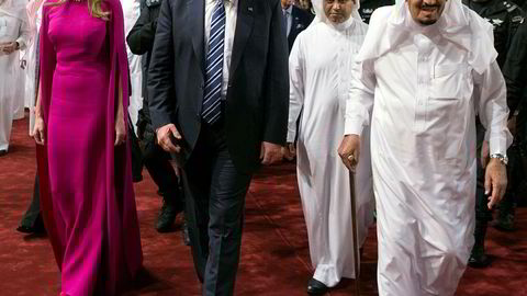 USAs førstedame, Melania Trump, hennes ektemann, president donald Trump og Saudi Arabias konge Salman bin Abdulaziz al-Saud i mottagelse før en bankettmiddag i Murabba-palasset i Riyadh.
