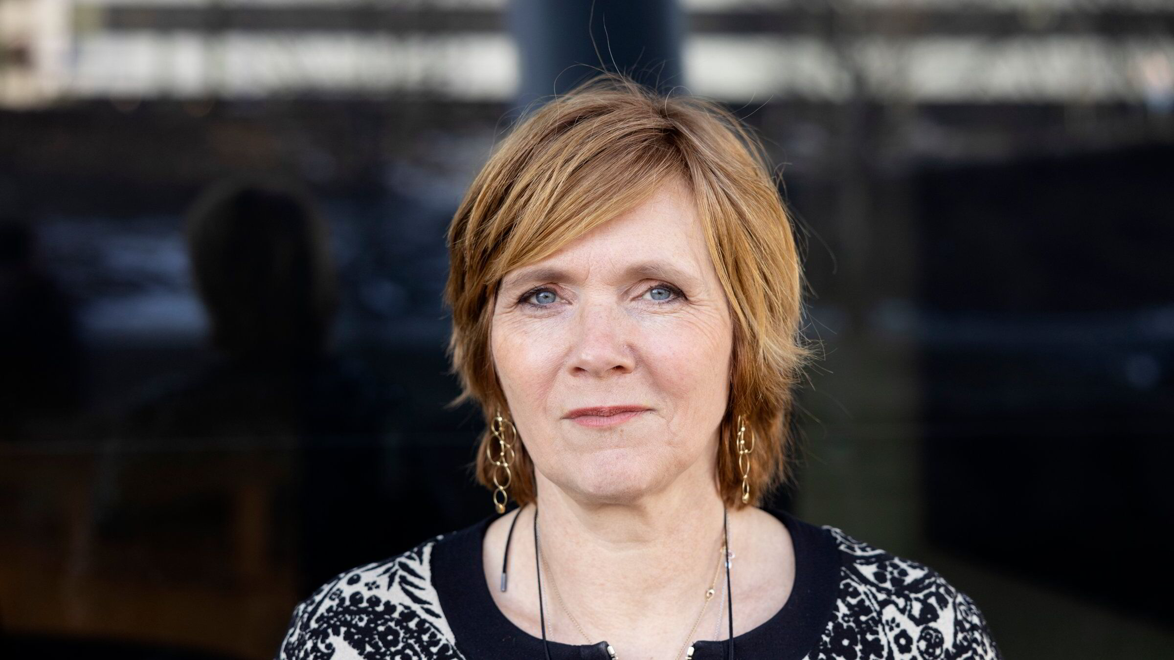 DN forskrekkes: Må ungdom snakke norsk og ha god orden også nå?