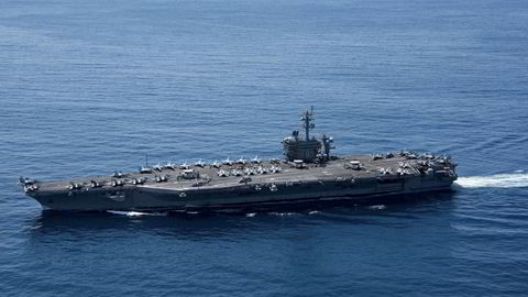 USAs president Donald Trump har gitt ordre om å sende hangarskipet USS Carl Vinston til Koreahalvøya som et svar på Nord-Koreas trusler.