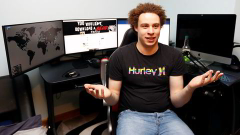 Den britiske dataeksperten Marcus Hutchins stoppet programvareviruset WannaCry i mai. Nå er han pågrepet for å ha lage tog distribuert et eget virus for å stjele nettbankinformasjon.