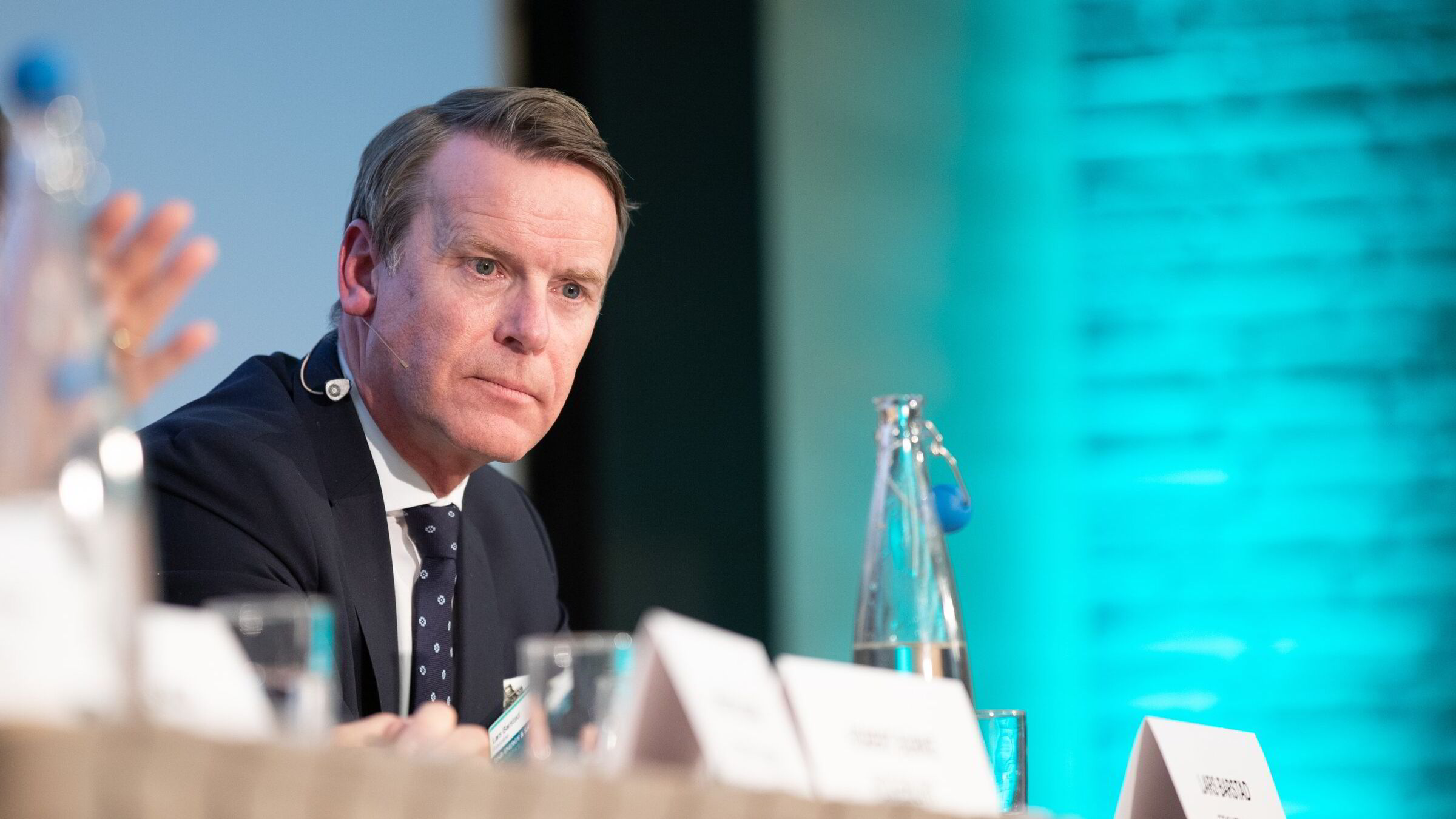Frontline med kraftig resultatfall