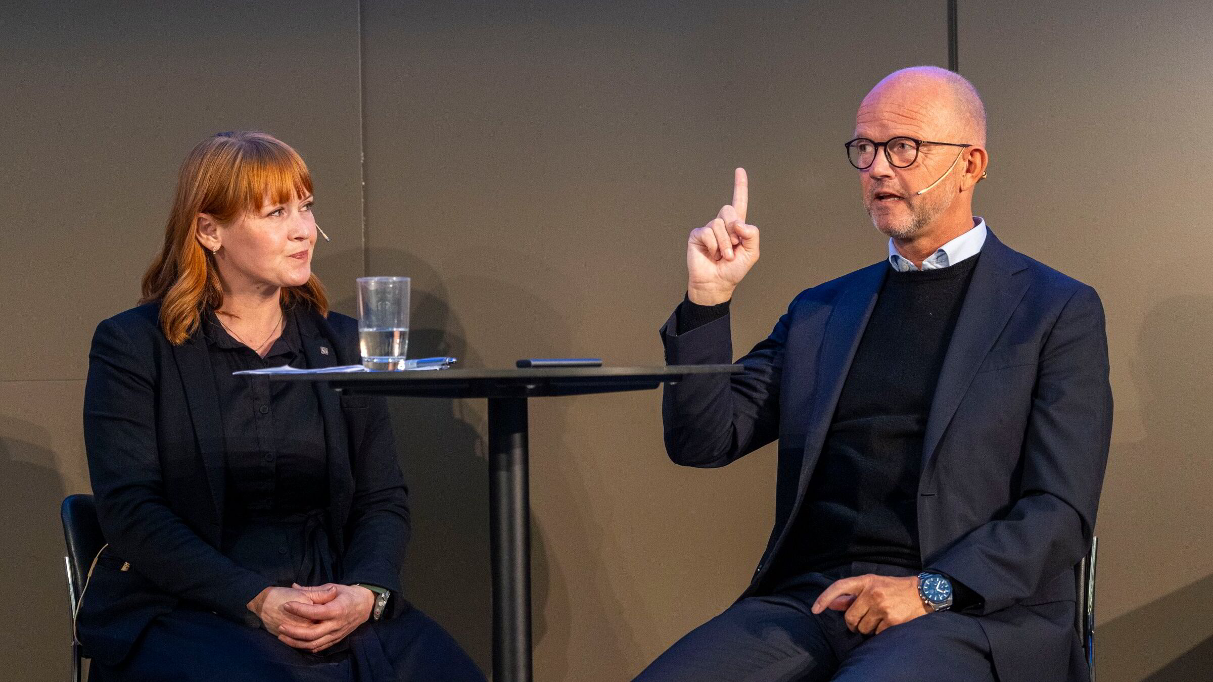 Gi gründere mer enn en moralsk pekefinger