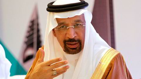 Saudi Arabias oljeminister Khalid Al-Falih lover å kutte oljeeksporten.