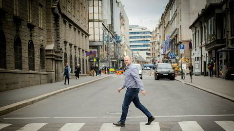 Rolf Lothe, fagsjef i Skattebetalerforeningen, råder alle til å sjekke skattemeldingen.