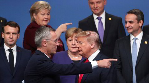 Som Nato-sjef fikk Jens Stoltenberg stor honnør for å ha klart å holde seg inne med Donald Trump, her på Nato-toppmøtet i Watford i desember 2019. Bak fra venstre: Emmanuel Macron, Erna Solberg, Angela Merkel, Andrzej Duda og Kyriakos Mitsotakis.