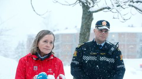 Regionleder Toril Hofshagen i NVE og i politiets innsatsleder Roy Alkvist (til høyre) under en pressekonferanse om raset i Gjerdrum.
