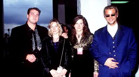 Ace of Base overtok den svenske poptronen etter Abba og Roxette, her på Grammy-utdelingen i Los Angeles i 1995. Fra venstre: Søsknene Jonas, Malin og Jenny Berggren samt Ulf Ekberg.