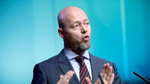 Yngve Slyngstad, sjefen for Oljefondet, skal kvitte seg med oljeprodusenter.
