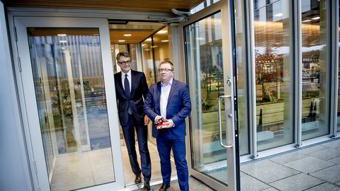 Styreleder og Aker-sjef Øyvind Eriksen (t.v.) og Aker BP-sjef Karl Johnny Hersvik er fornøyde etter kjøp av nye feltandeler og ny toppnotering på Oslo Børs.
