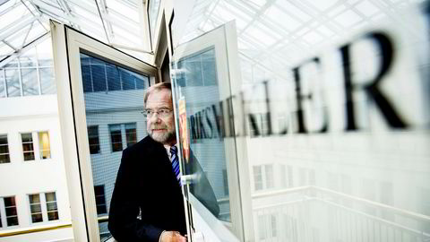Nils Terje Dalseide var mekler hos riksmekleren siden 2004, og riksmekler siden 1. september 2013.