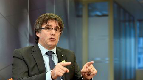 Carles Puigdemont ber spanske myndigheter gjeninnsette den regionale regjeringen. Foto: REUTERS/Eric Vidal