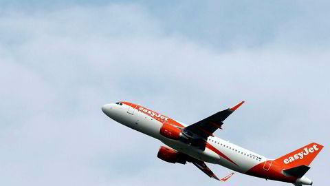 Ifølge Bloomberg News er det flere aktører, Easyjet inkludert, som har lagt inn bud på Air Berlin-eiendeler innen fristen gikk ut tidligere fredag.