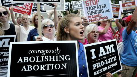 «Pro-life». Abortmotstandere protesterer på Capitol Hill i Washington i 2015 mot at organisasjonen Planned Parenthood, som tilbyr tjenester innen kvinnehelse og utfører aborter, får føderal pengestøtte.