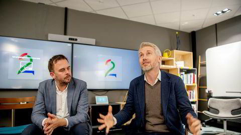 Morten Christoffersen, sjef for Nordisk Film Distribusjon i Norge, og TV 2-sjef Olav T. Sandnes (til høyre) er fornøyd med det nye samarbeidet.