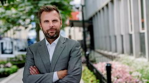 Torgeir Micaelsen, Arbeiderpartiets helsepolitiske talsmann, varsler en stor reform av helsevesenet, der staten på sikt vil ha ansvar for de fleste helsetjenester.