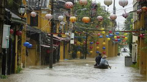 Bilde fra turistbyen Hoi An, hardt rammet av tyfonen Damrey.