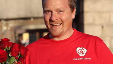 Ole Henrik Krat Bjørkholt ble utnevnt som statssekretær 22. oktober i Helse- og omsorgsdepartementet. Som fastlege og lokalpolitiker har han hatt en rekke kontroversielle innlegg i sosiale medier.