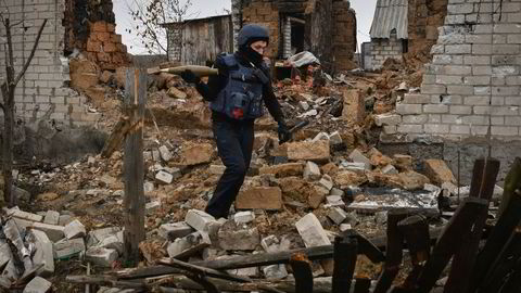 Det er store ødeleggelser i byen Lyman, som ukrainske soldater tok tilbake tidligere i høst etter at russiske styrker hadde hatt kontroll over byen i flere måneder.