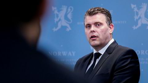 –Regjeringen tar EOS-utvalgets melding på største alvor, sier justis- og innvandringsminister Jøran Kallmyr (Frp) i en pressemelding tirsdag.