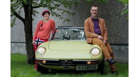 Sigrid Persdatter Korslund (t.v) & Per Ø. Pettersen. Alfa Romeo Spider. - - --- Foto: Sune Eriksen