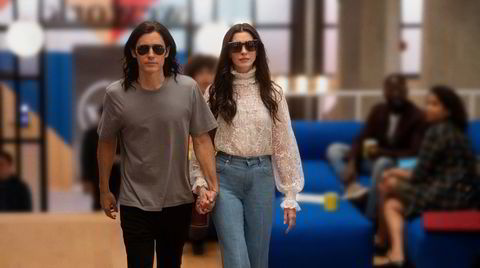 Jared Leto og Anne Hathaway spiller hovedrollene som det steinrike ekteparet Adam og Rebekah Neumann i miniserien «WeCrashed».
