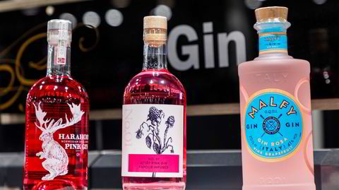Salget av gin i Norge øker jevnt, og de siste årene har også den rosa varianten blitt stadig mer populær. Fra venstre: Harahorn Gin fra Det Norske Brenneri, Attåt fra Gardsbrenneriet og italienske Malfy Gin Rosa.
